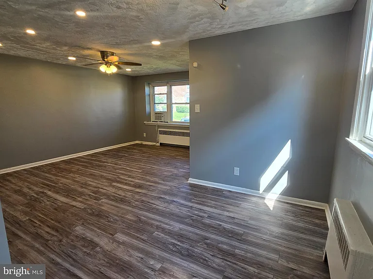 934 E Durard St #1 — Photo 9