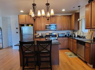 19 S Leavitt St, Chicago, IL 60612