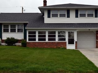 2613 Heritage Farm Dr, Wilmington, DE 19808