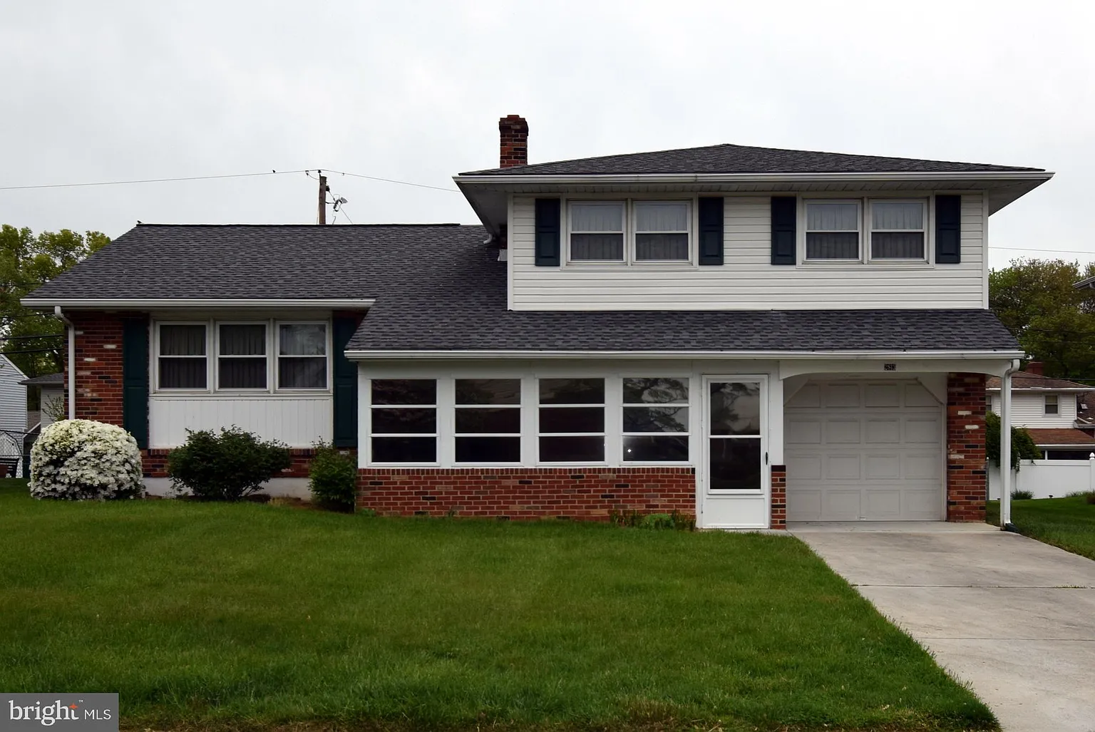 2613 Heritage Farm Dr photo 1