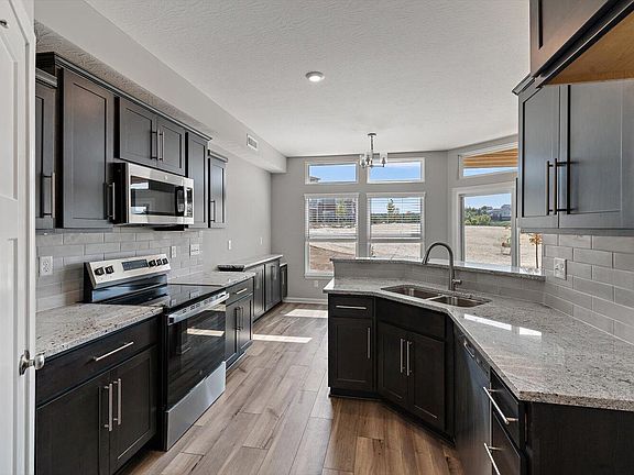 4th image of 7691 Devonshire Dr #31-203