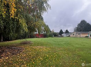 15817 Manor Way, Lynnwood, WA 98087