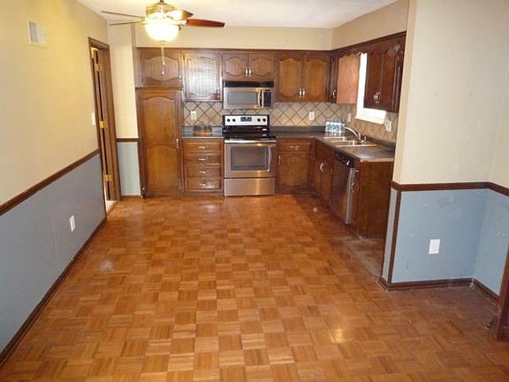 4th image of 12016 E 54th St