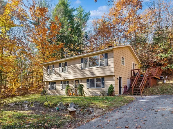 16 Hemlock Lane, Gray, ME 04039