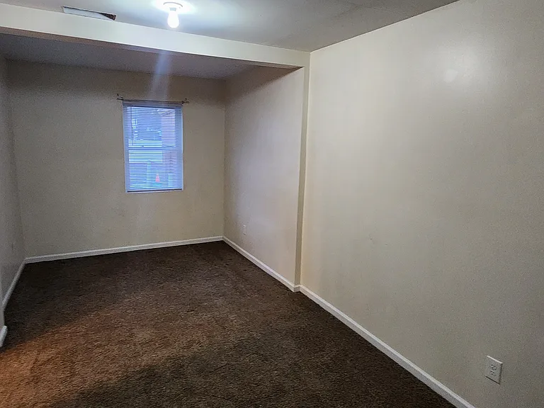 90 Sullivan St #101 — Photo 8