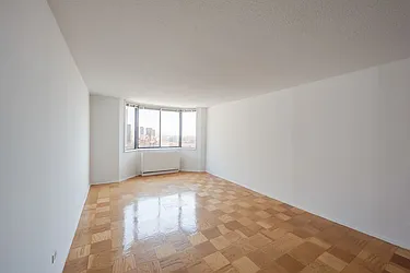 Rented by Perlbinder Realty