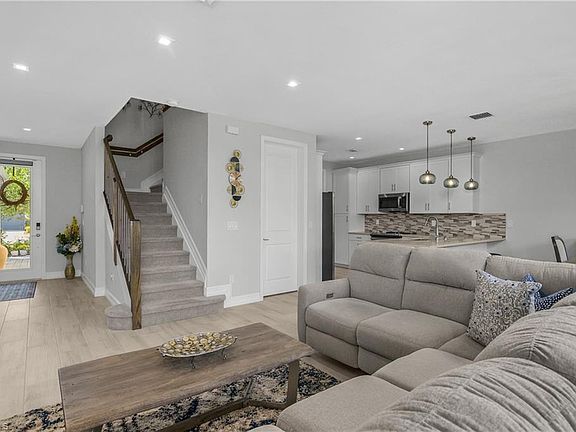 5th image of 7588 Morgan WAY