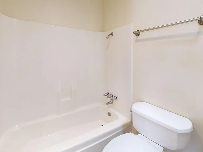 1108 Gumwood Ln — Photo 14