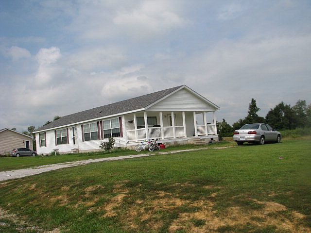 1st image of 161 Rolling Hills Est