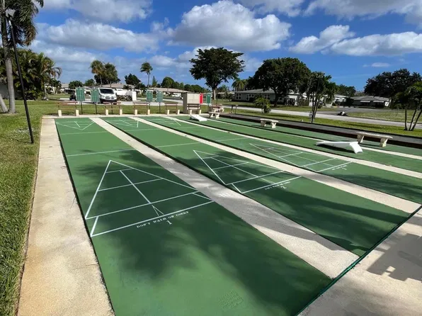 1052 North Drive #B, Delray Beach, FL 33445