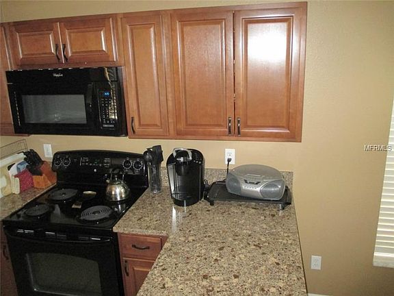4th image of 2032 Hemingway Ave