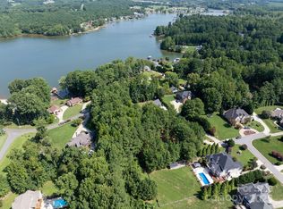 127 Palos Verde Rd, Mooresville, NC 28117