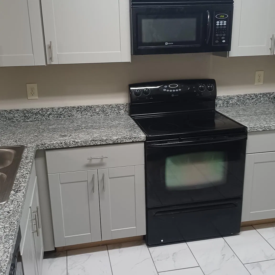 2 bed, 1052 sqft, $1,200 — Photo 3