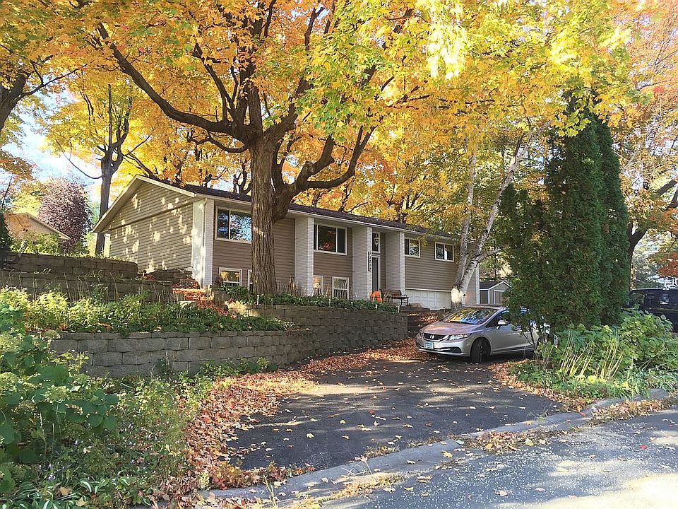 1st image of 13209 Vivian Dr