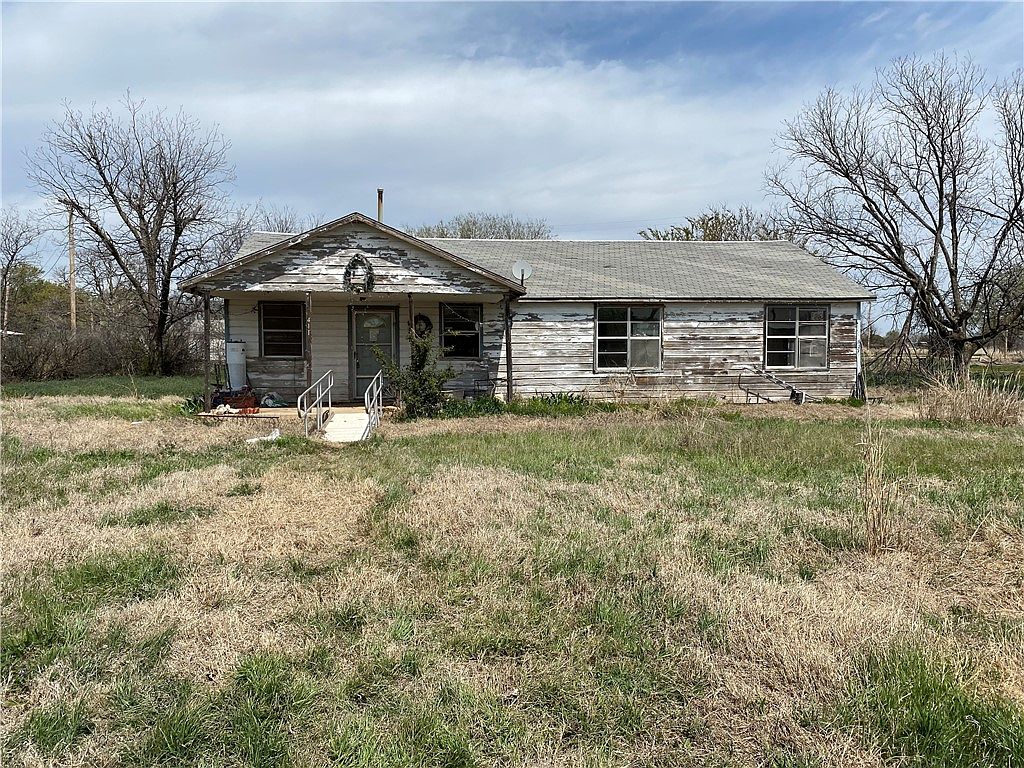 411 E 5th St, Grandfield, OK 73546 Zillow
