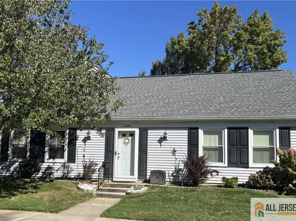 268 N Middlebury Ln, Monroe Township, NJ 08831