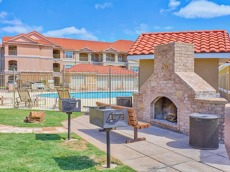 Stone Creek Ranch Apartments — Photo 20
