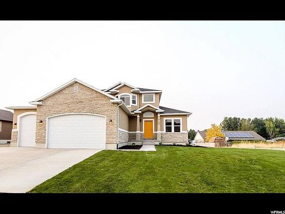 4th image of 1774 N Heather Dr