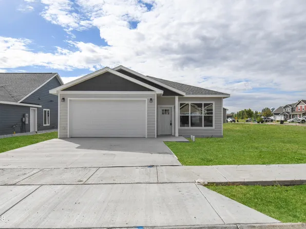 1318 23rd St E, Williston, ND 58801