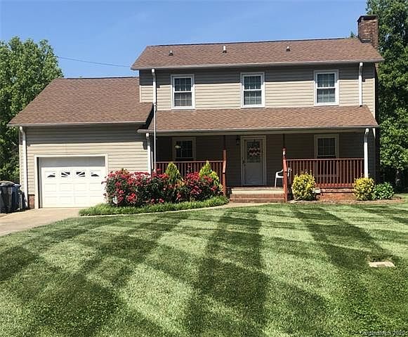 1st image of 153 Kingswood Dr