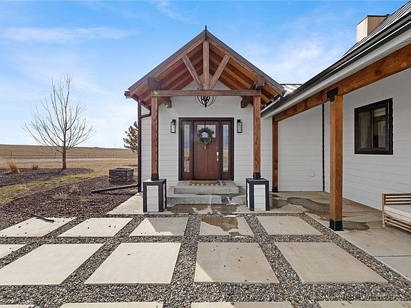 2nd image of 3801 Spring Creek Rd