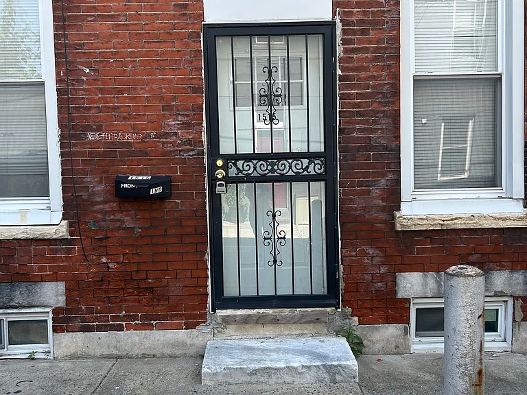 Front of 1515 Dickinson Street