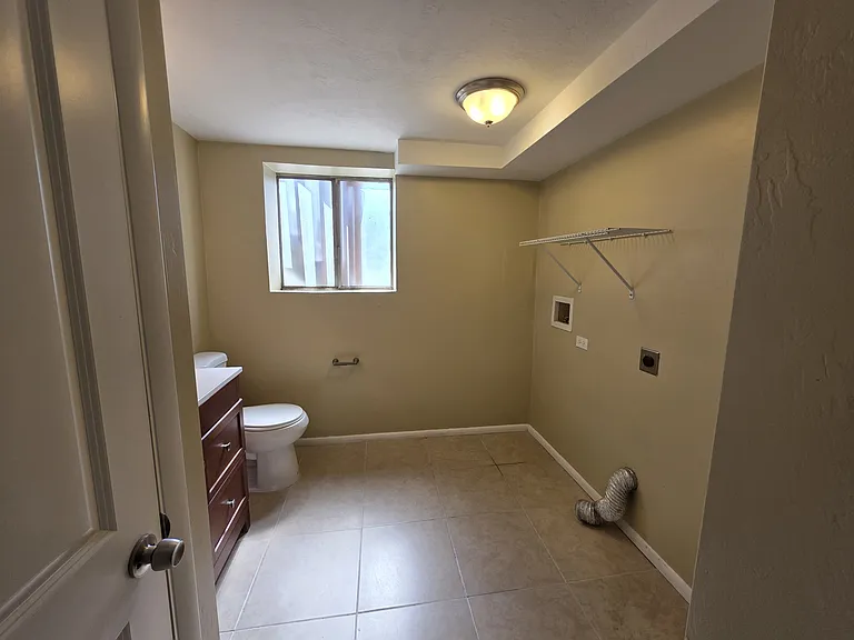 9639 S Dana Cir #Cir;-unit B — Photo 7
