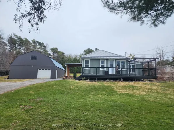 2307 County Road 3, Prince Edward County, ON K0K 1L0