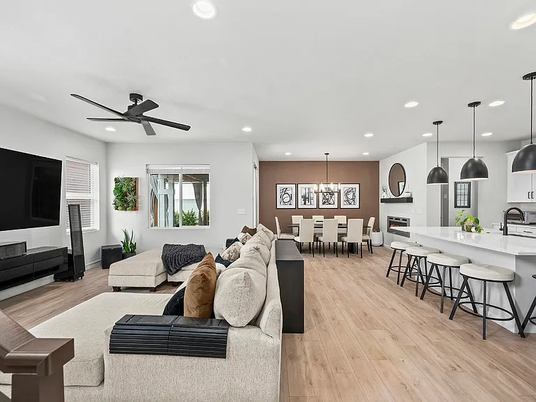 17721 Parkside Dr N — Photo 3