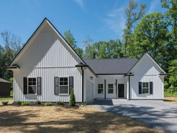 123 Forrestwood Dr, Manchester, TN 37355