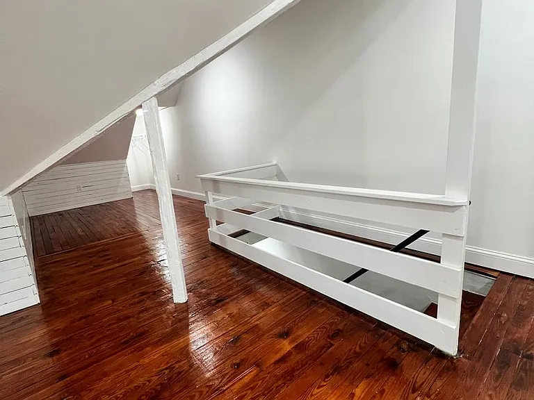 25 N Poplar St — Photo 25