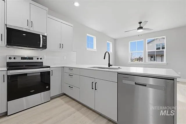 1133 E Jackpot Ln — Photo 4