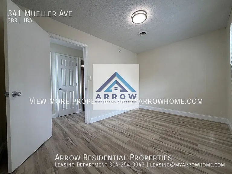 341 Mueller Ave — Photo 8