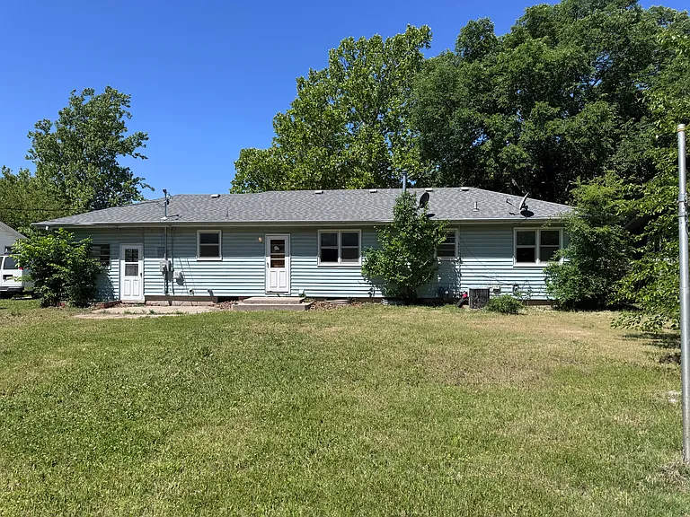 810 N C St — Photo 8