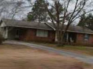 313 Oakwood St, Bennettsville, SC 29512