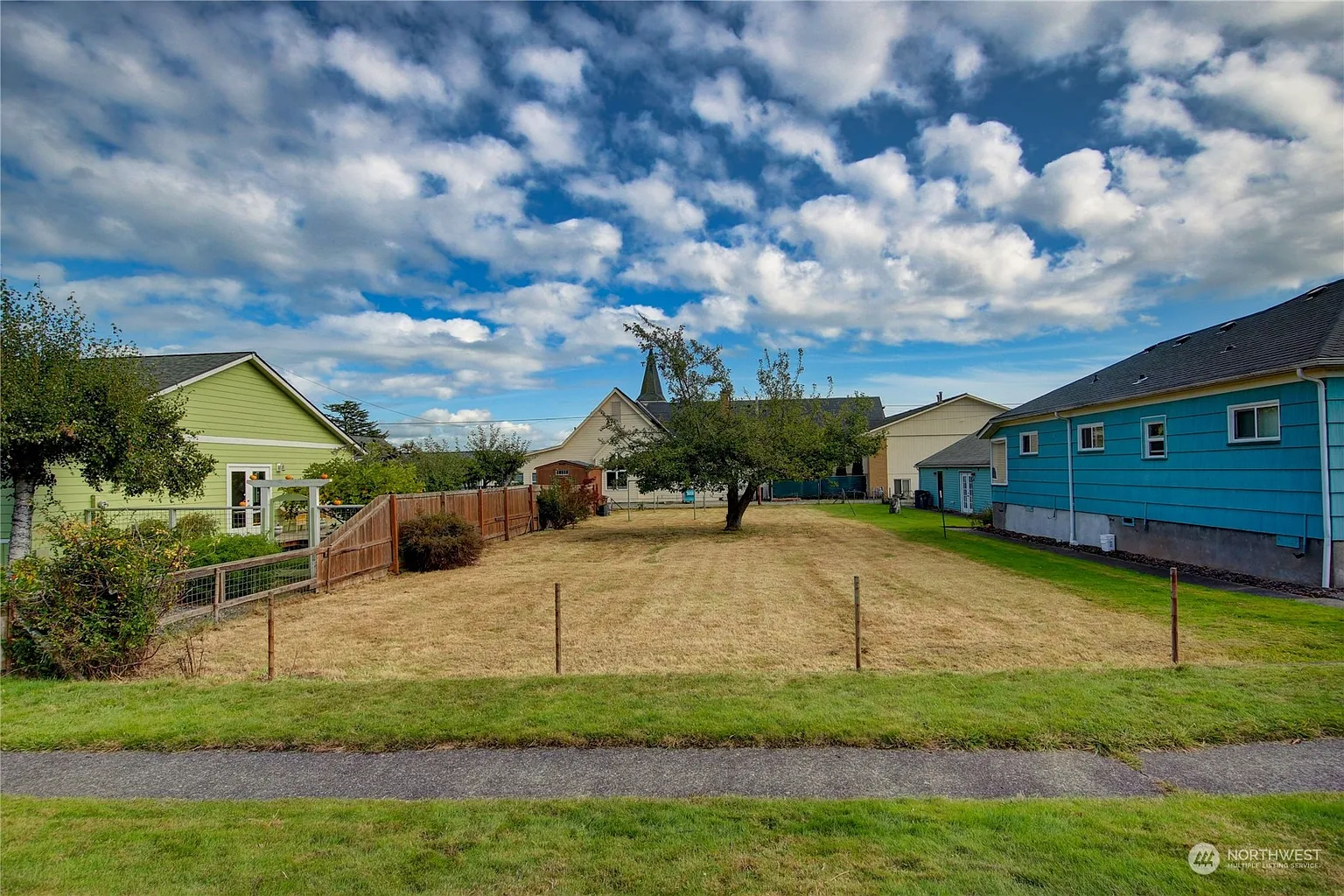 2019 N Avenue photo 1
