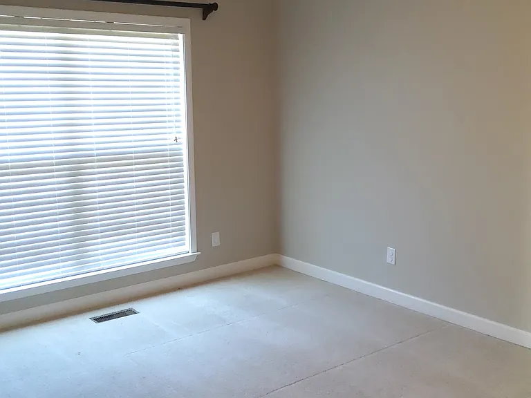 1308 Decatur Cir — Photo 9