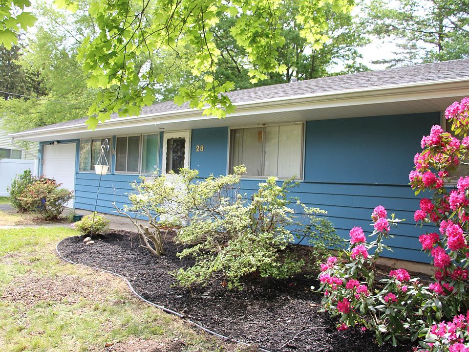 2nd image of 28 Sturgis Rd