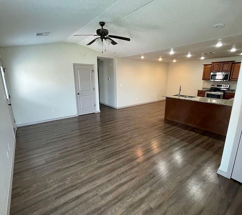 1217 Montana Pl A, Joplin, MO 64804 Zillow