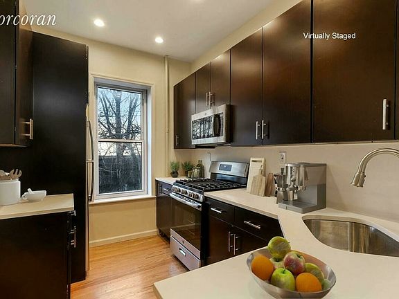 2nd image of 767 Park Pl APT 1L