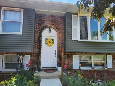 2403 High Point Dr, Lindenhurst, IL, 60046
