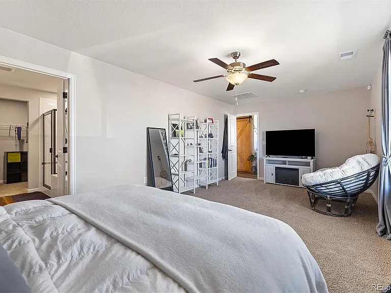 14860 Guernsey Dr — Photo 16