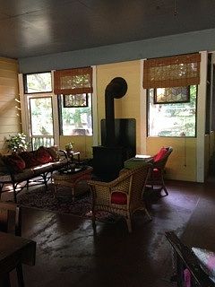 2nd image of 320 S Texas Ave