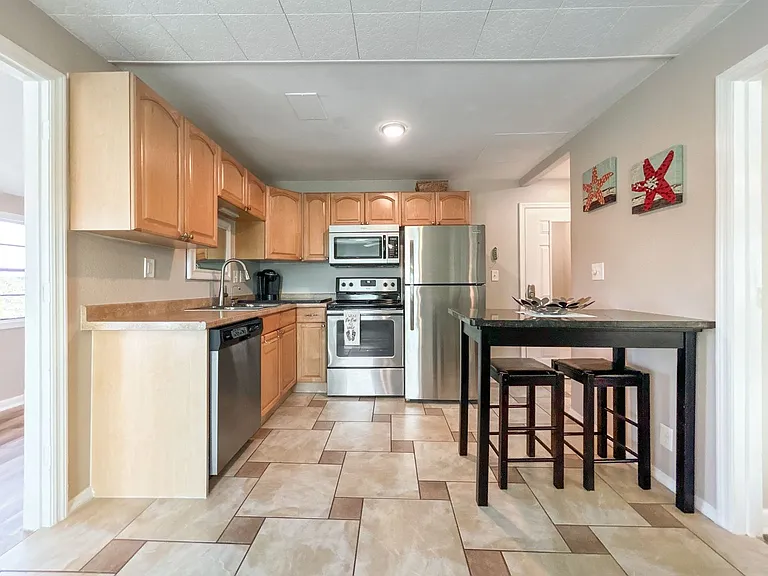 13535 Boca Ciega Ave — Photo 5