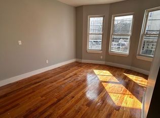 89 Ash St, Yonkers, NY 10701