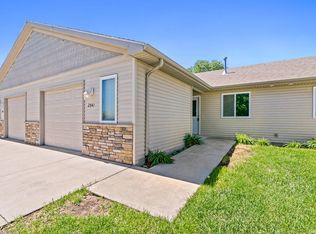 2841 Harmony Ct SW, Wyoming, MI 49519