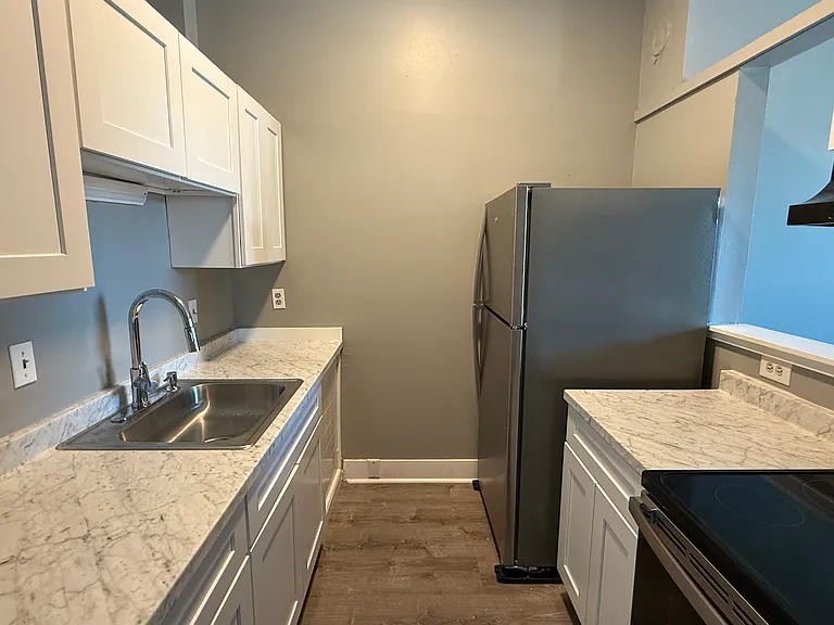 301 Main St #313 — Photo 3