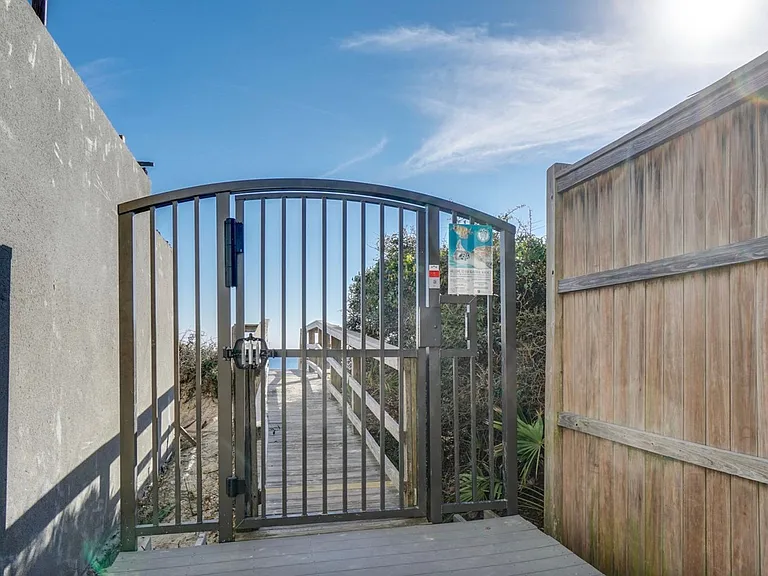 587 Patina Blvd #ID1462119P — Photo 33
