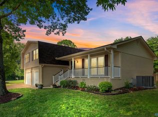 7807 Springbrook Dr SE, Huntsville, AL 35802