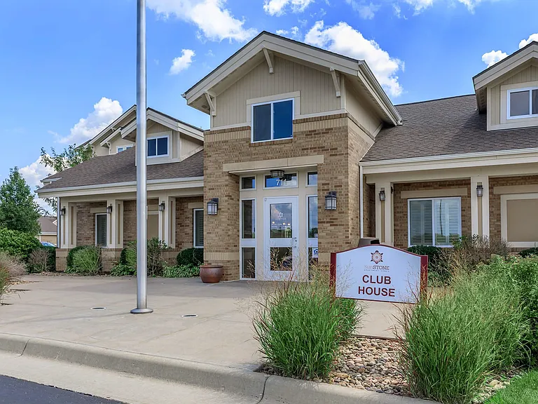 SunSTONE at MarketPlace Apartments — Photo 4